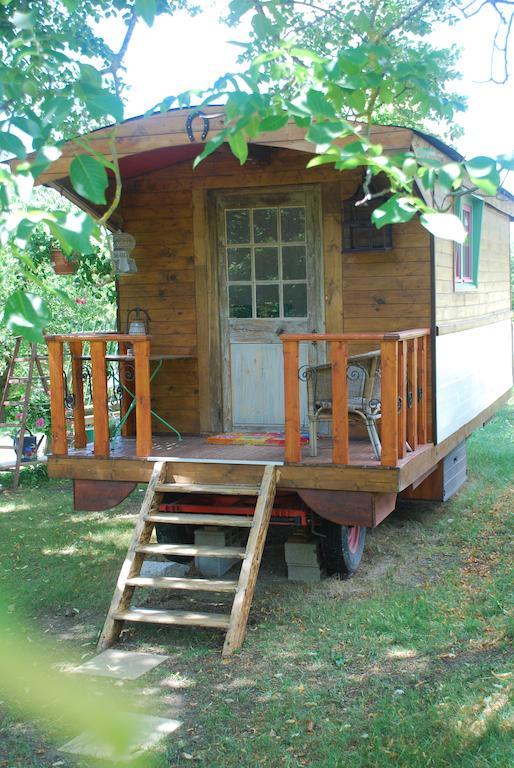 Maison D'Hotes Ainsi Soie T-Il Combovin 객실 사진